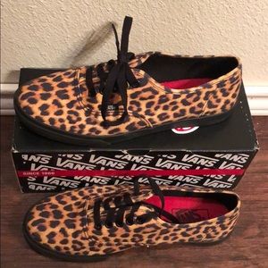 Leopard Vans